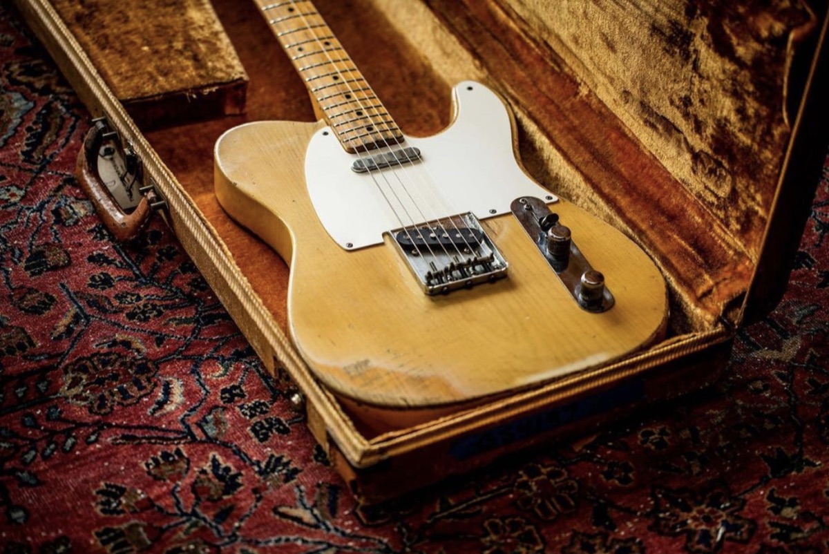 1957 Fender WhiteGuard Tele instrument photograph
